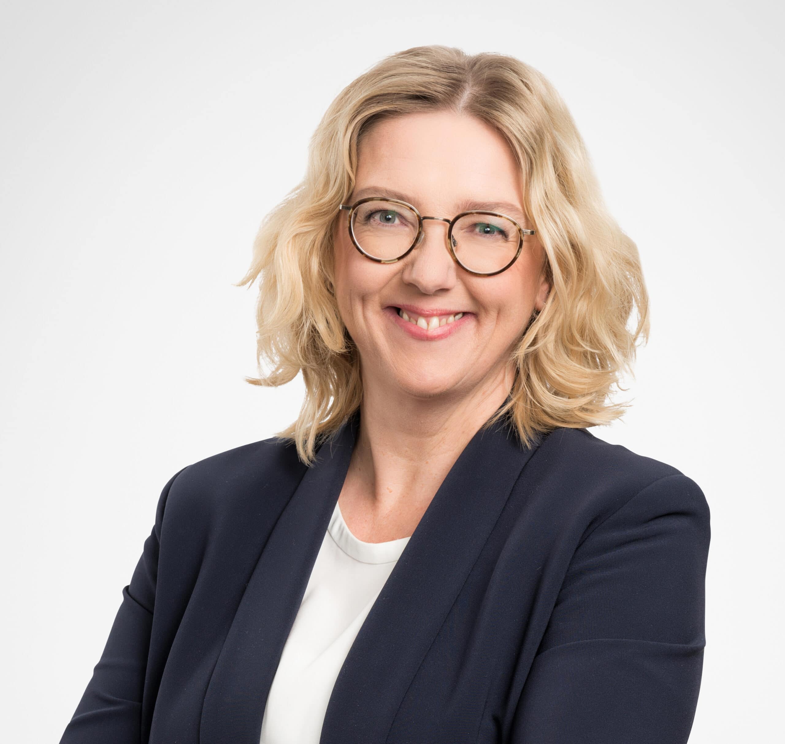 Naisen euro on vuonna 2021 Suomessa 84 senttiä – se ei ole naisten vika, mutta naisten yrittäjyydellä eroa voidaan kuroa umpeen