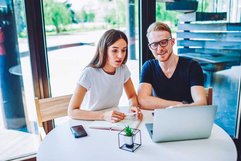 Liiketoimintasuunnitelma: Pohja yritystoiminnan aloittamiselle – katso vinkit!