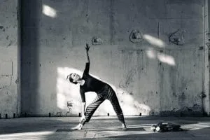 crista mustavalko joogakuva